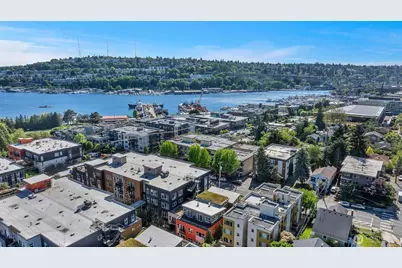 3401 Wallingford Avenue N #210, Seattle, WA 98103 - Photo 31