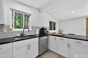 13828 183rd Ave SE, Renton, WA 98059 - Photo 7