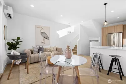 12044 Hiram Place NE #B, Seattle, WA 98125 - Photo 11