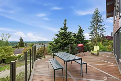 3727 Belvidere Avenue SW, Seattle, WA 98126 - Photo 9