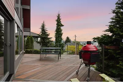 3727 Belvidere Avenue SW, Seattle, WA 98126 - Photo 7
