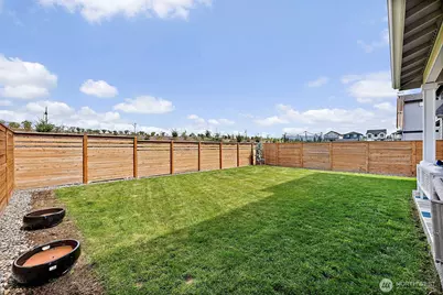 20523 153rd Street E, Bonney Lake, WA 98391 - Photo 13