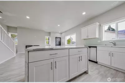 934 E 61st, Tacoma, WA 98408 - Photo 9