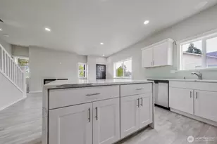 934 E 61st, Tacoma, WA 98408 - Photo 9
