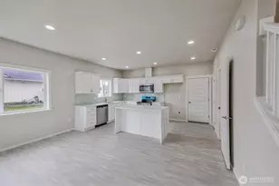 934 E 61st, Tacoma, WA 98408 - Photo 7