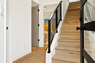 6507 19th Ave NW, Seattle, WA 98117 - Photo 3