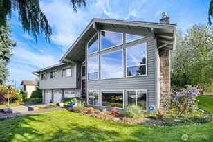 13605 SE 251st Pl, Kent, WA 98042 - Photo 1