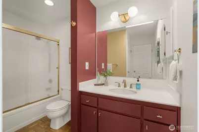 6300 NE Sand Point Way #307, Seattle, WA 98115 - Photo 11
