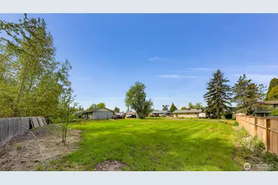 7050 Helweg Lane, Blaine, WA 98230 - Photo 15