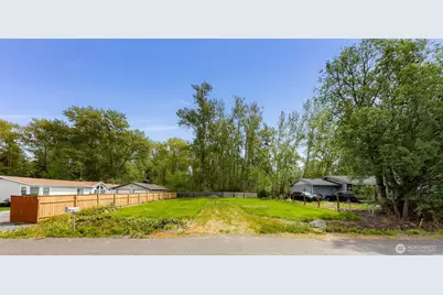 7050 Helweg Lane, Blaine, WA 98230 - Photo 13