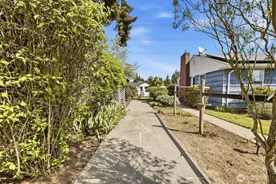 614 E 84th Street, Tacoma, WA 98445 - Photo 5