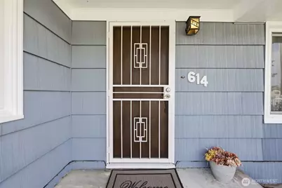 614 E 84th Street, Tacoma, WA 98445 - Photo 7