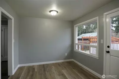 1523 S Mason Avenue, Tacoma, WA 98405 - Photo 5