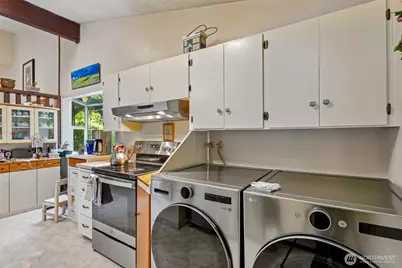 1606 153rd Avenue SE, Bellevue, WA 98007 - Photo 9