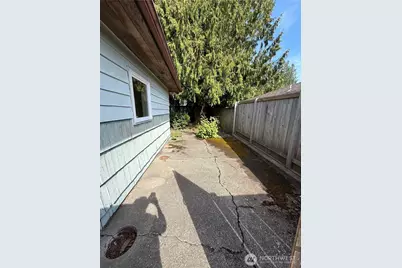 11810 19th Avenue SW, Burien, WA 98146 - Photo 11