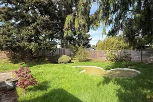 11810 19th Ave SW, Burien, WA 98146 - Photo 9