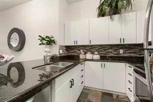 1323 Boren Ave, Seattle, WA 98101 - Photo 5