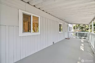 11410 205th Ave E, Bonney Lake, WA 98391 - Photo 3
