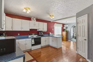 2928 Dover St, Longview, WA 98632 - Photo 15