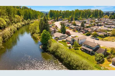 1816 Riverview Drive NE, Auburn, WA 98002 - Photo 3