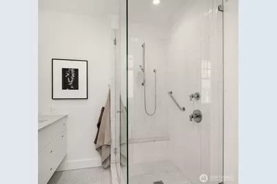 941 11th Avenue E #3, Seattle, WA 98102 - Photo 19