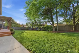 707 Gove St, Steilacoom, WA 98388 - Photo 7