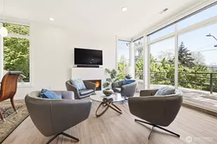 3009 Harbor Ave SW, Seattle, WA 98126 - Photo 9