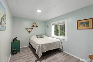 11811 NE Jefferson Point Rd, Kingston, WA 98346 - Photo 13