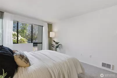 401 100th Avenue NE #209, Bellevue, WA 98004 - Photo 15