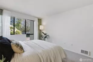 401 100th Ave NE, Bellevue, WA 98004 - Photo 15