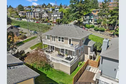 920 4th Avenue N, Seattle, WA 98109 - Photo 7