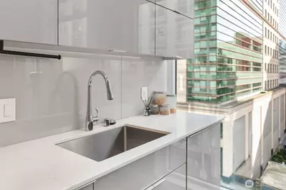 450 S Main Street #209, Seattle, WA 98104 - Photo 7