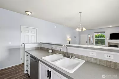 11308 6th Avenue E, Tacoma, WA 98445 - Photo 11