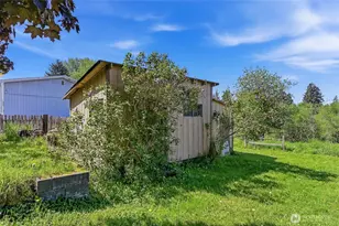 32711 Commission Ave, Black Diamond, WA 98010 - Photo 23