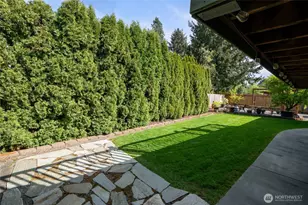 8303 55th St W, University Place, WA 98467 - Photo 27
