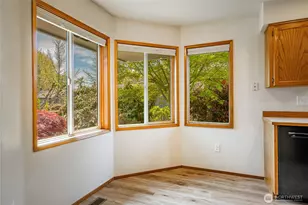4864 N Village Ln, Bellingham, WA 98226 - Photo 5