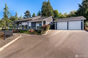 1253 Beach Dr E, Port Orchard, WA 98366 - Photo 3