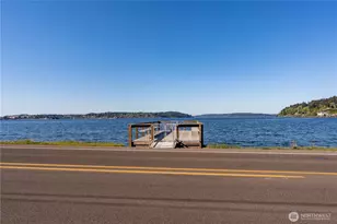 1253 Beach Dr E, Port Orchard, WA 98366 - Photo 35