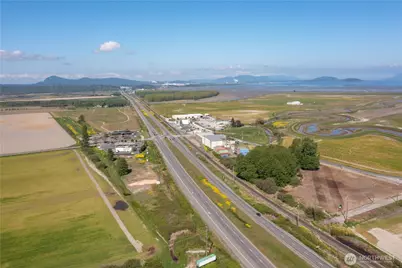 1377 Laconner Whitney Road, Mount Vernon, WA 98273 - Photo 9