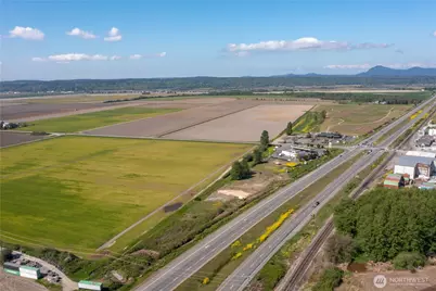 1377 Laconner Whitney Road, Mount Vernon, WA 98273 - Photo 3