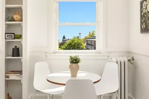 1902 Bigelow Ave N, Seattle, WA 98109 - Photo 11