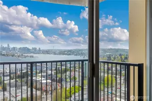 4540 8th Ave NE, Seattle, WA 98105 - Photo 3