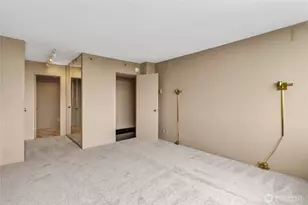 4540 8th Ave NE, Seattle, WA 98105 - Photo 13