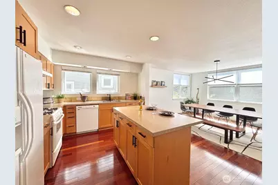 6719 35th Place S, Seattle, WA 98118 - Photo 7
