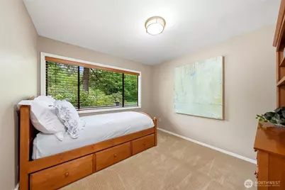 18926 NE 127th Street, Redmond, WA 98052 - Photo 15