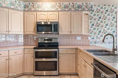 8204 Midvale Road, Yakima, WA 98908 - Photo 15