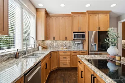 9100 NE Livingston Mountain Court, Camas, WA 98607 - Photo 15