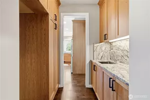 9100 NE Livingston Mountain Ct, Camas, WA 98607 - Photo 11