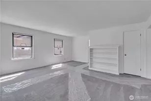 9013 11th Ave SW, Seattle, WA 98106 - Photo 5