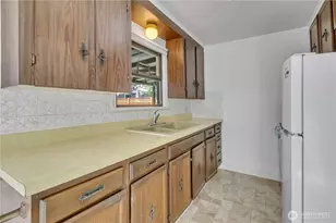 9013 11th Ave SW, Seattle, WA 98106 - Photo 11